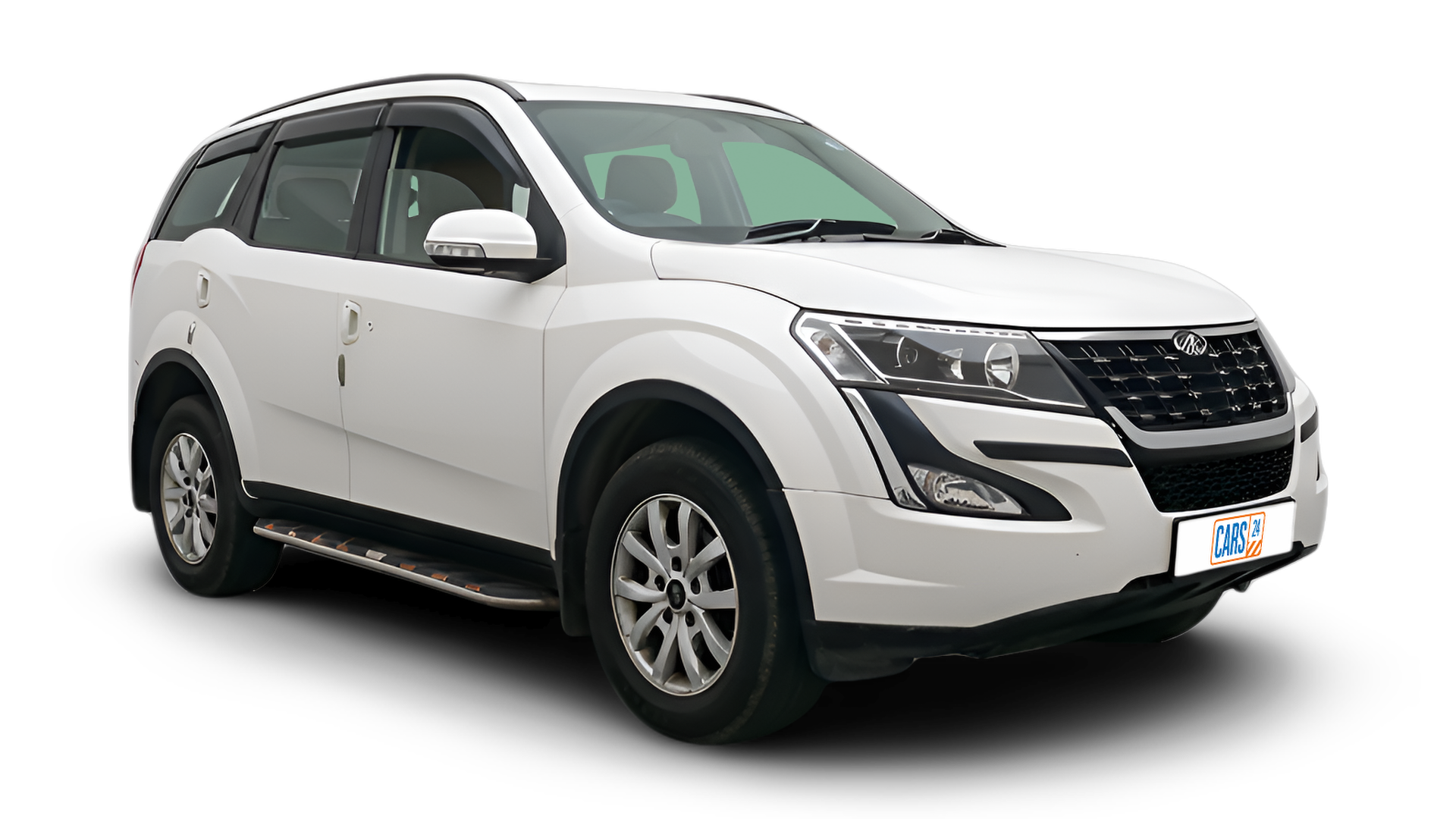 Mahindra XUV500-img